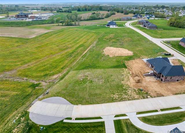 Property at 1539 Frost Lndg, Columbia, IL 62236