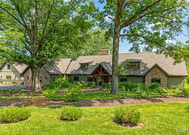 Property at 5 Glaizeview Rd, Town And Country, MO 63017, 6 beds, 6.5 baths