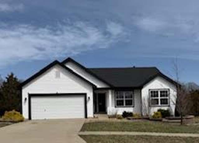 Property at 283 Sonnet Cir, Wentzville, MO 63385, 4 beds, 2 baths