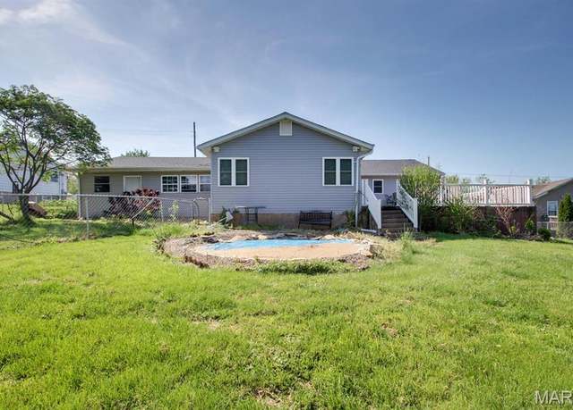 Property at 2208 Pleasant St, Hannibal, MO 63401, 3 beds, 2 baths