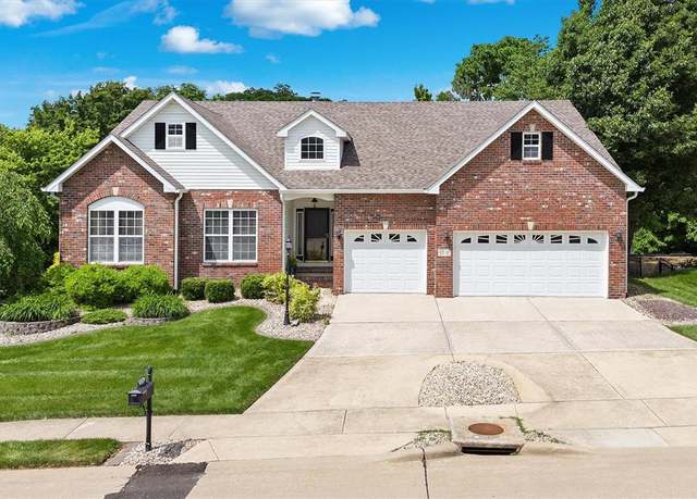 Property at 6216 Timberwolfe Dr, Glen Carbon, IL 62034, 4 beds, 3 baths