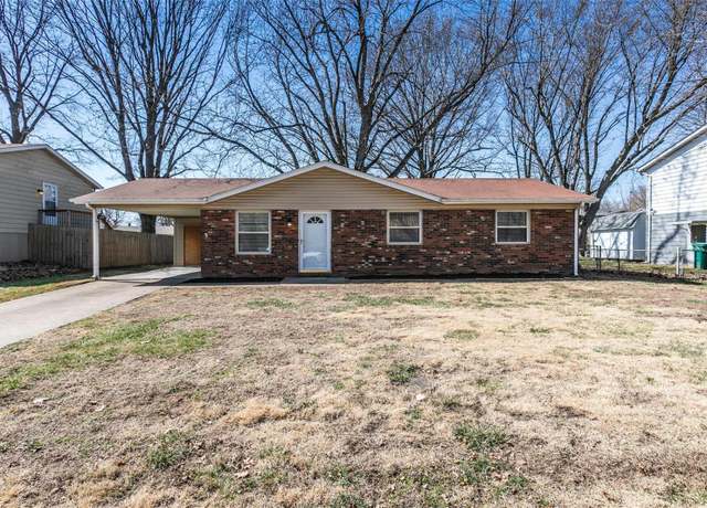 Property at 205 San Mateo Dr, Belleville, IL 62221, 3 beds, 1 bath