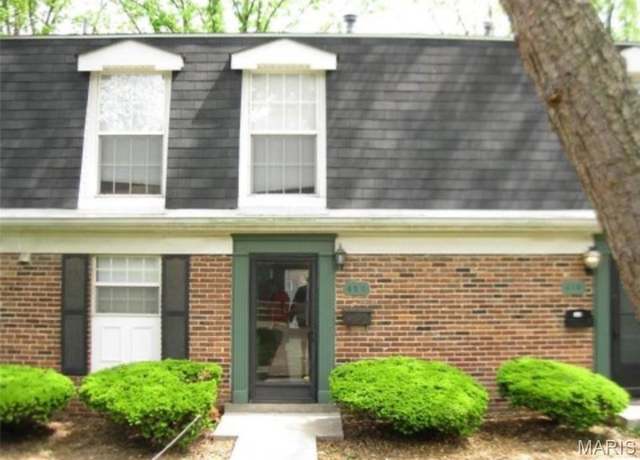 Property at 420 Chapel Ridge Dr, Hazelwood, MO 63042, 3 beds, 2.5 baths