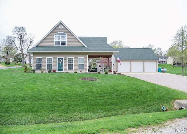 Property at 690 Pascal St, Sullivan, MO 63080, 2 beds, 1.5 baths