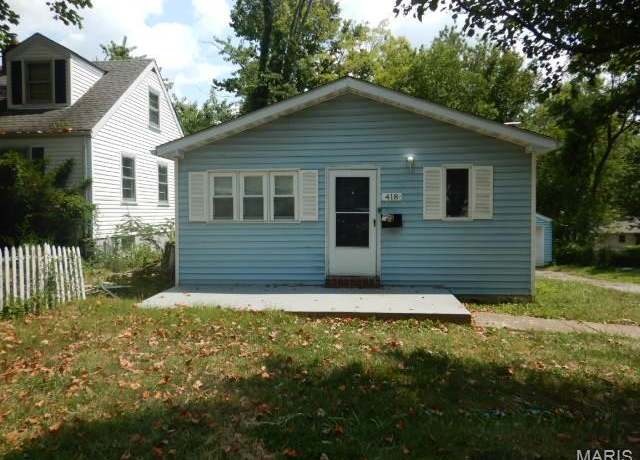 Property at 418 Millman Dr, St Louis, MO 63135, 2 beds, 1 bath