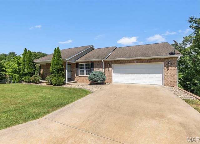 Property at 1328 Platinum Ct, Cape Girardeau, MO 63701, 4 beds, 3 baths