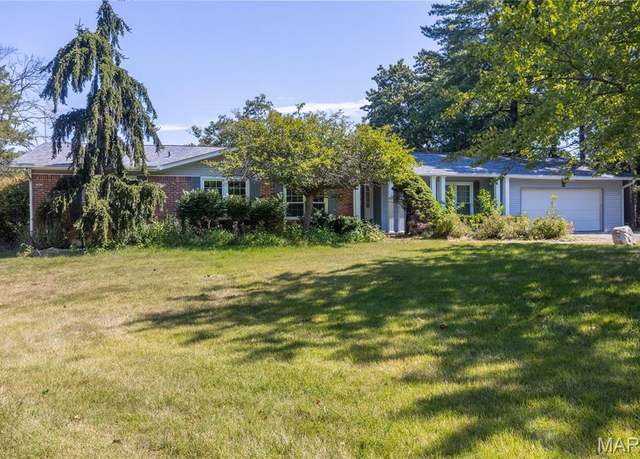Property at 28102 Sunnyside Rd, Warrenton, MO 63383, 4 beds, 3.5 baths
