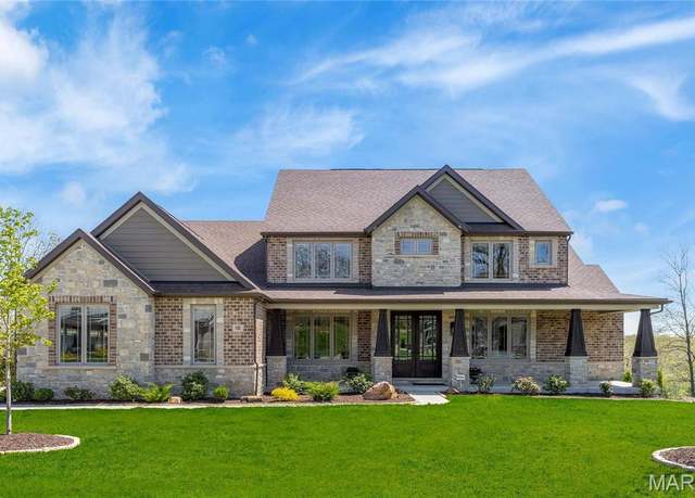 Property at 152 Westleigh Manor Dr, Wentzville, MO 63385, 6 beds, 4.5 baths