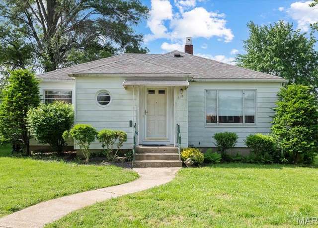 Property at 508 W Legion Ave, Columbia, IL 62236, 2 beds, 1 bath