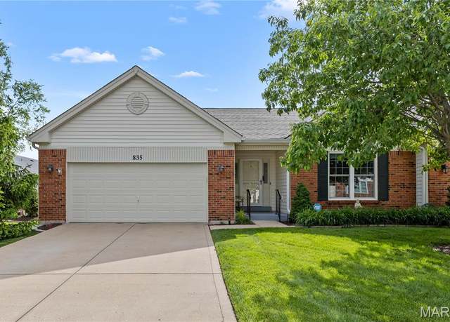 Property at 835 Hawk Run Trl, O'fallon, MO 63368, 2 beds, 3 baths