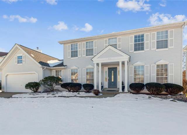 Property at 221 Country Hollow Ct, St Charles, MO 63304, 4 beds, 2.5 baths