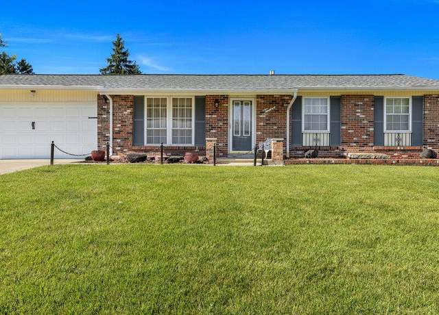 Property at 12 Sunnyfield Rd, St Peters, MO 63376, 3 beds, 1.5 baths