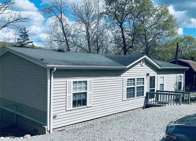 Property at 9302 Mohican Dr, French Village, MO 63036, 3 beds, 2 baths