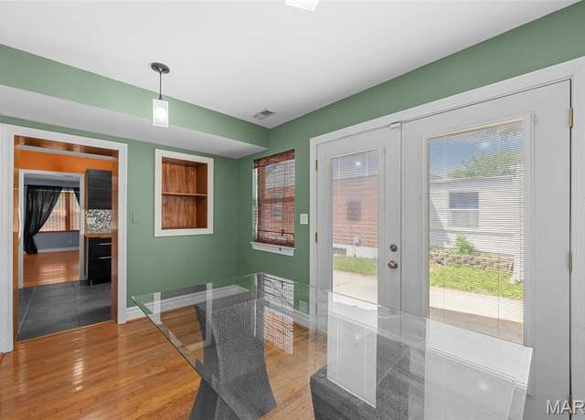 Property at 8261 Watson Rd, St Louis, MO 63119, 3 beds, 3 baths