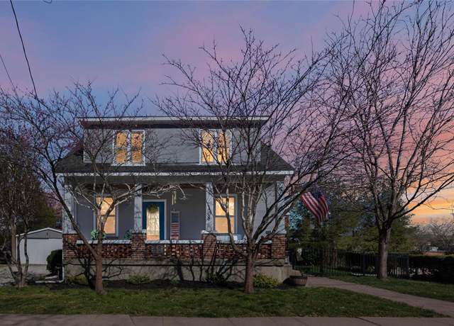 Property at 108 N 4th St, Ste Genevieve, MO 63670, 3 beds, 2 baths