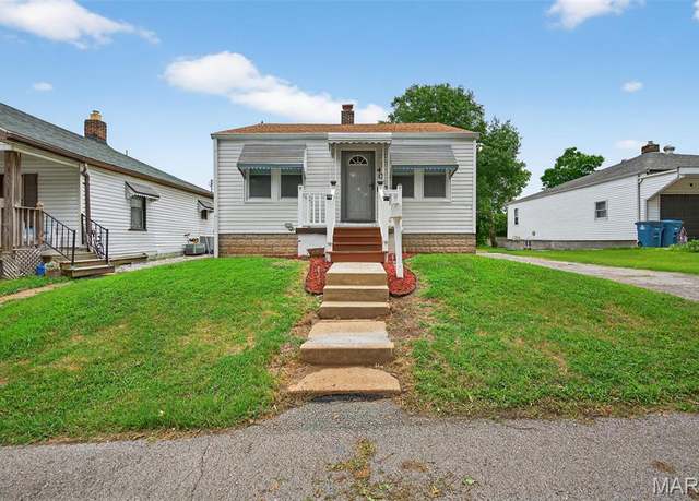 Property at 4013 Birchwood Pl, St Louis, MO 63125, 2 beds, 1 bath