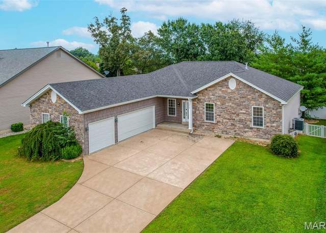 Property at 1312 Forest Way, Wentzville, MO 63385, 5 beds, 3 baths