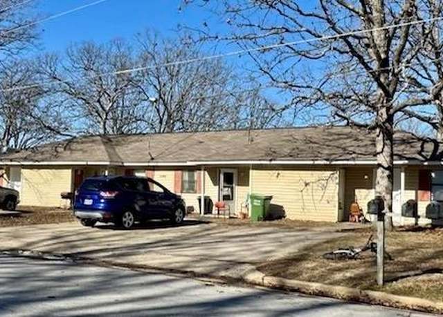 Property at 1108 Clemens St Unit 1-4, Rolla, MO 65401, 8 beds, 4 baths