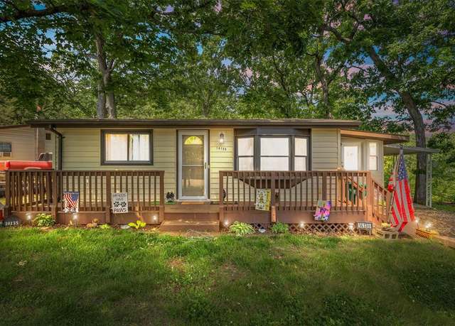 Property at 14135 Oak Dr, De Soto, MO 63020, 2 beds, 1 bath