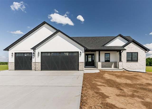 Property at 103 Cheatham Farm Ln, Troy, MO 63379, 4 beds, 3.5 baths
