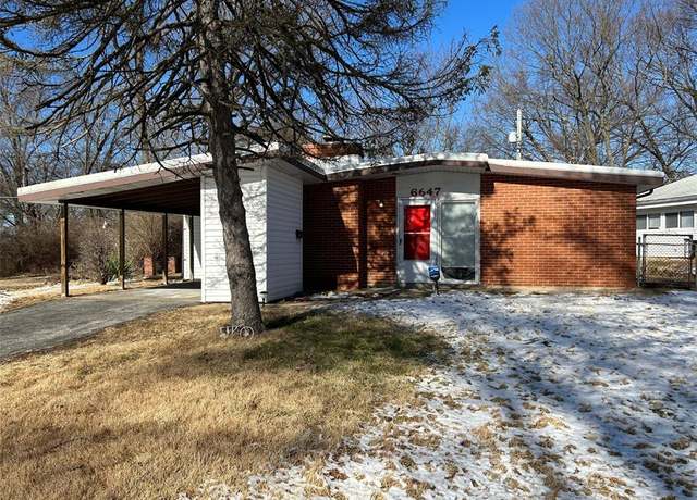 Property at 6647 Bitteroot Ln, Berkeley, MO 63134, 4 beds, 2 baths