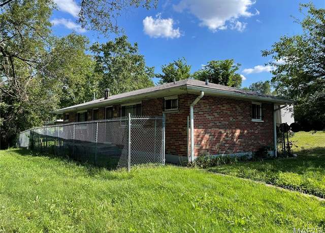 Property at 2010 - 12 E Desoto Ave, St Louis, MO 63107