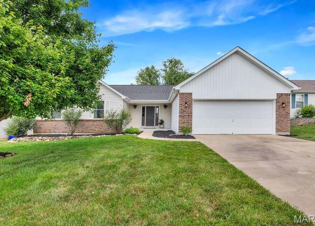 Property at 729 Sunflower Ridge Ct, Wentzville, MO 63385, 3 beds, 2 baths
