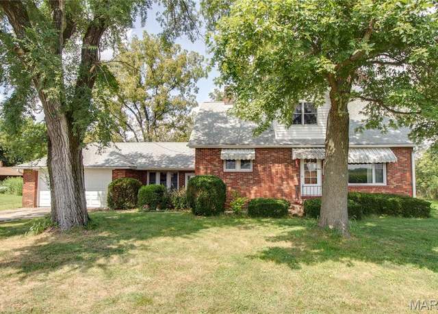 Property at 5925 State Route 140, Moro, IL 62067, 4 beds, 1 bath