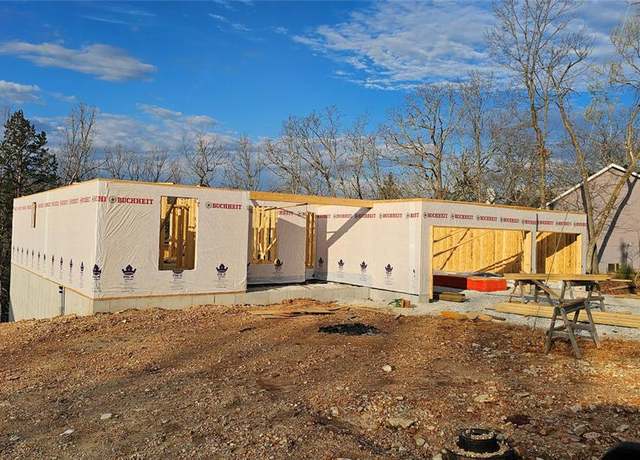 Property at 9833 Ridgecrest Dr, Hillsboro, MO 63050, 3 beds, 2 baths