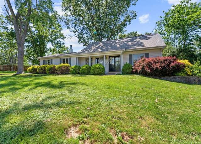 Property at 46 Klamberg Ln, Ellisville, MO 63021, 4 beds, 3 baths