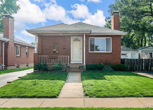 Property at 5013 Deville Ave, Shrewsbury, MO 63119, 2 beds, 1 bath