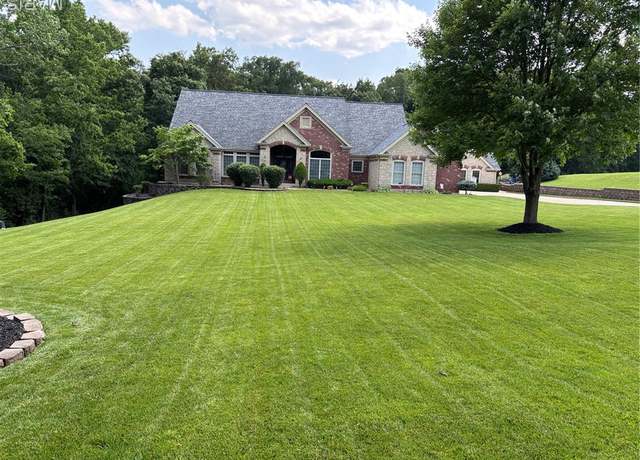 Property at 6 Matterhorn Ct, St Paul, MO 63366, 4 beds, 3.5 baths
