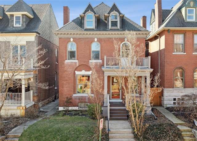 Property at 4210 Cleveland Ave, St Louis, MO 63110, 5 beds, 2.5 baths