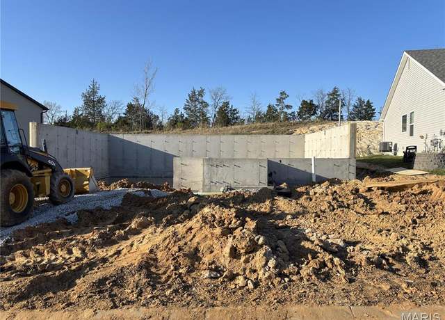 Property at 1094 Daltons Way, Festus, MO 63028, 3 beds, 2 baths