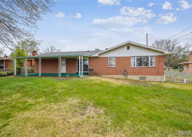 Property at 11562 Rock Hampton Dr, St Louis, MO 63138, 3 beds, 2.5 baths