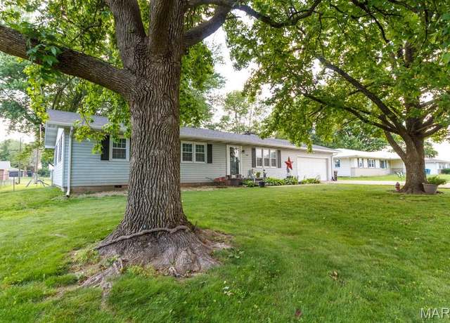 Property at 1515 Rader Dr, Lebanon, MO 65536, 3 beds, 1.5 baths