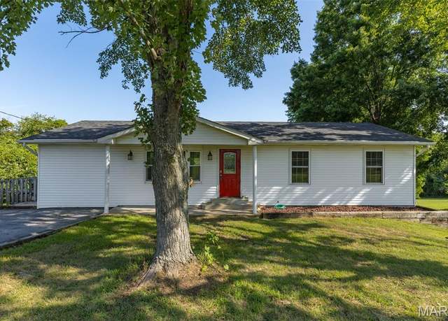Property at 3495 Upper Plattin Rd, De Soto, MO 63020, 3 beds, 2 baths