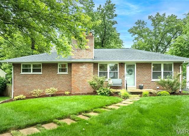 Property at 7 Frederick Ln, St Louis, MO 63122, 3 beds, 1.5 baths
