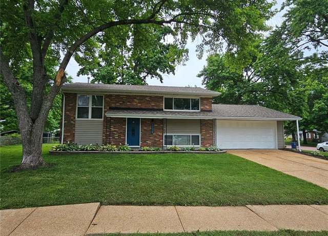 Property at 1778 San Miguel Ln, Fenton, MO 63026, 4 beds, 2 baths