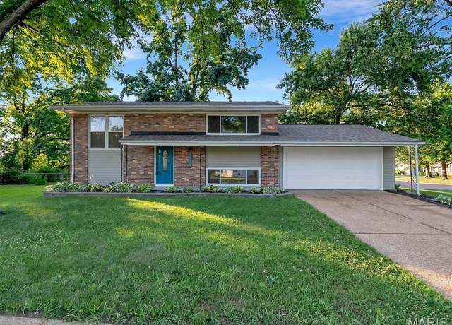 Property at 1778 San Miguel Ln, Fenton, MO 63026, 4 beds, 2 baths