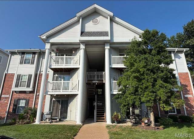 Property at 4325 Arrow Tree Dr Unit E, St Louis, MO 63128, 2 beds, 1 bath