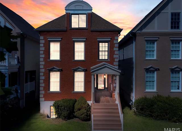 Property at 4251 Mcpherson Ave, St Louis, MO 63108, 4 beds, 3.5 baths