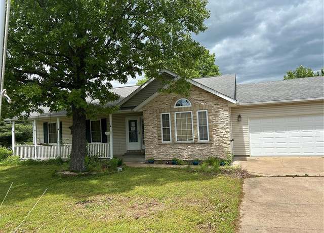 Property at 14345 Howard Ln, Dixon, MO 65459, 5 beds, 2.5 baths