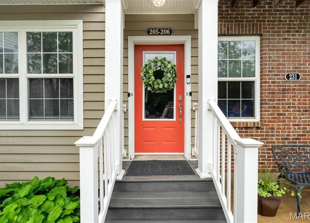 Property at 231 W Monroe Ave #205, St Louis, MO 63122, 2 beds, 2 baths