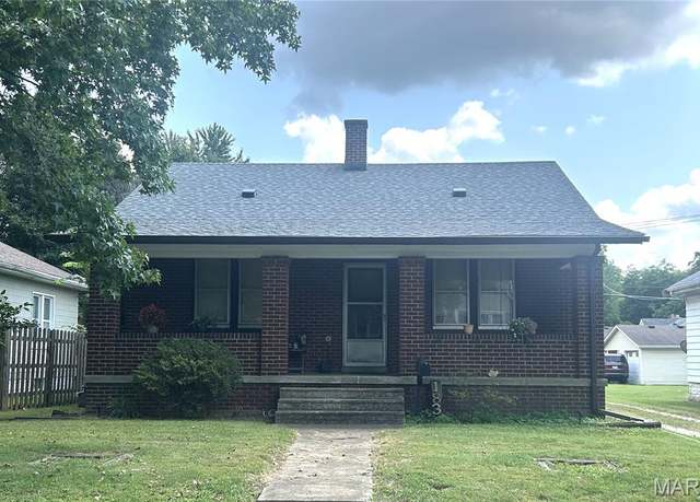 Property at 1836 N Church St, Belleville, IL 62221, 2 beds, 1 bath