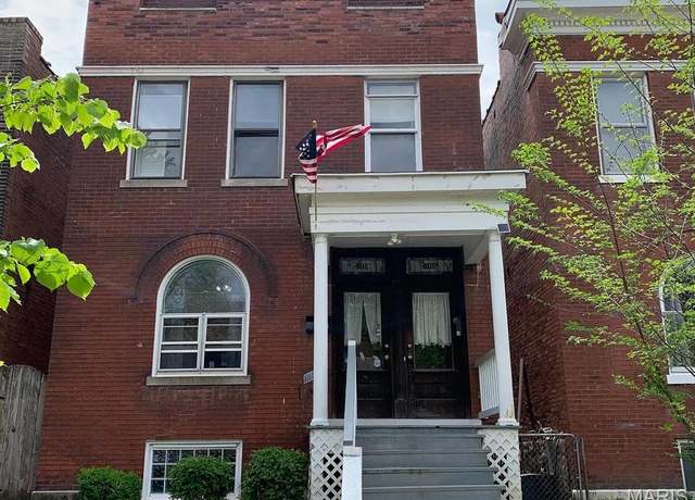 Property at 4116 Russell Blvd, St Louis, MO 63110, 3 beds, 2 baths