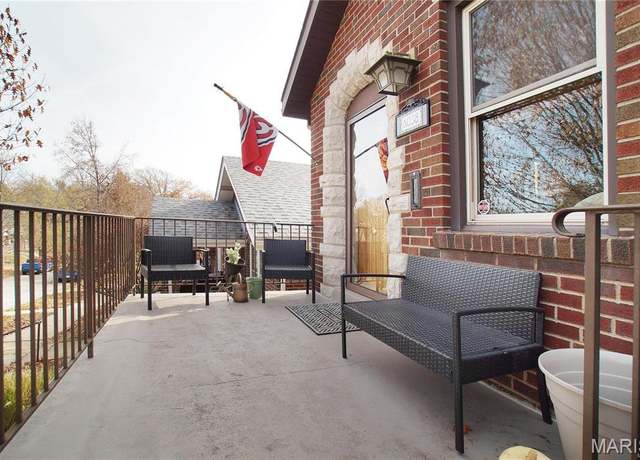 Property at 4038 Fairview Ave, St Louis, MO 63116, 2 beds, 1 bath