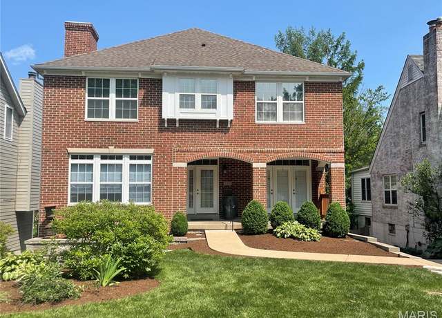 Property at 520 East Dr, St Louis, MO 63130, 5 beds, 4.5 baths