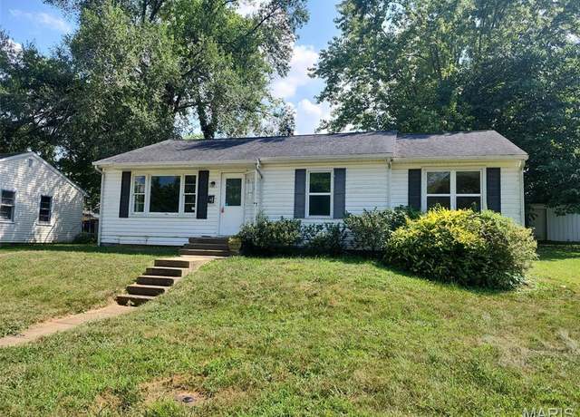 Property at 420 Quarry St, Farmington, MO 63640, 3 beds, 2 baths