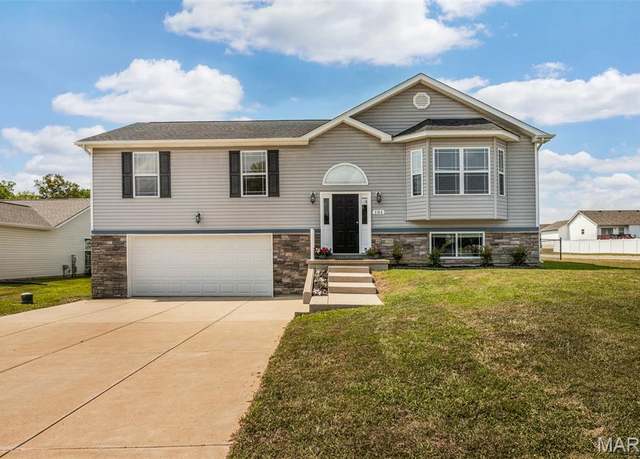 Property at 101 Boise Cir, Festus, MO 63028, 3 beds, 3 baths